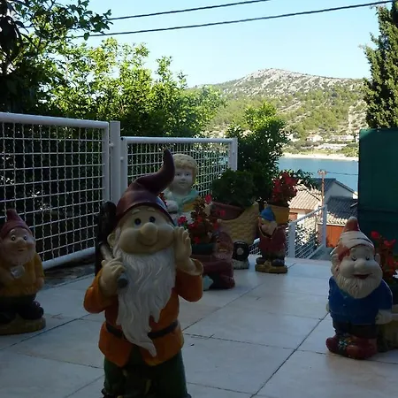 Apartment Apartments By The Sea Seget Vranjica, Trogir - 976