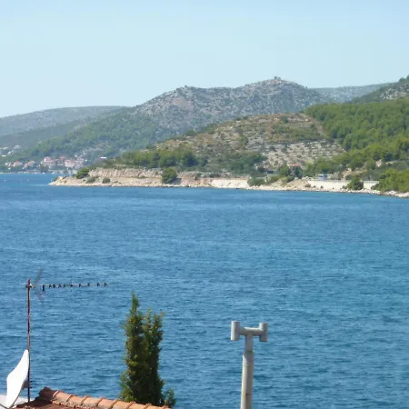 Apartments By The Sea Seget Vranjica, Trogir - 976 * Seget Vranjica