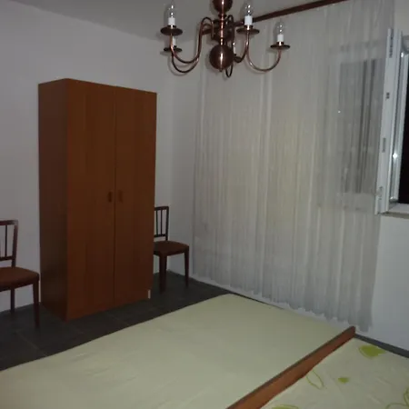 Apartment Apartments By The Sea Seget Vranjica, Trogir - 976 *