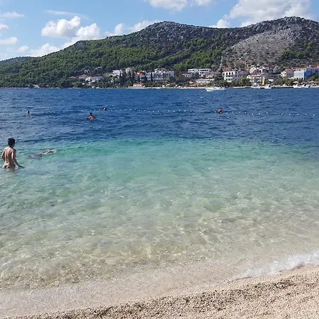 Apartment Apartments By The Sea Seget Vranjica, Trogir - 976 *